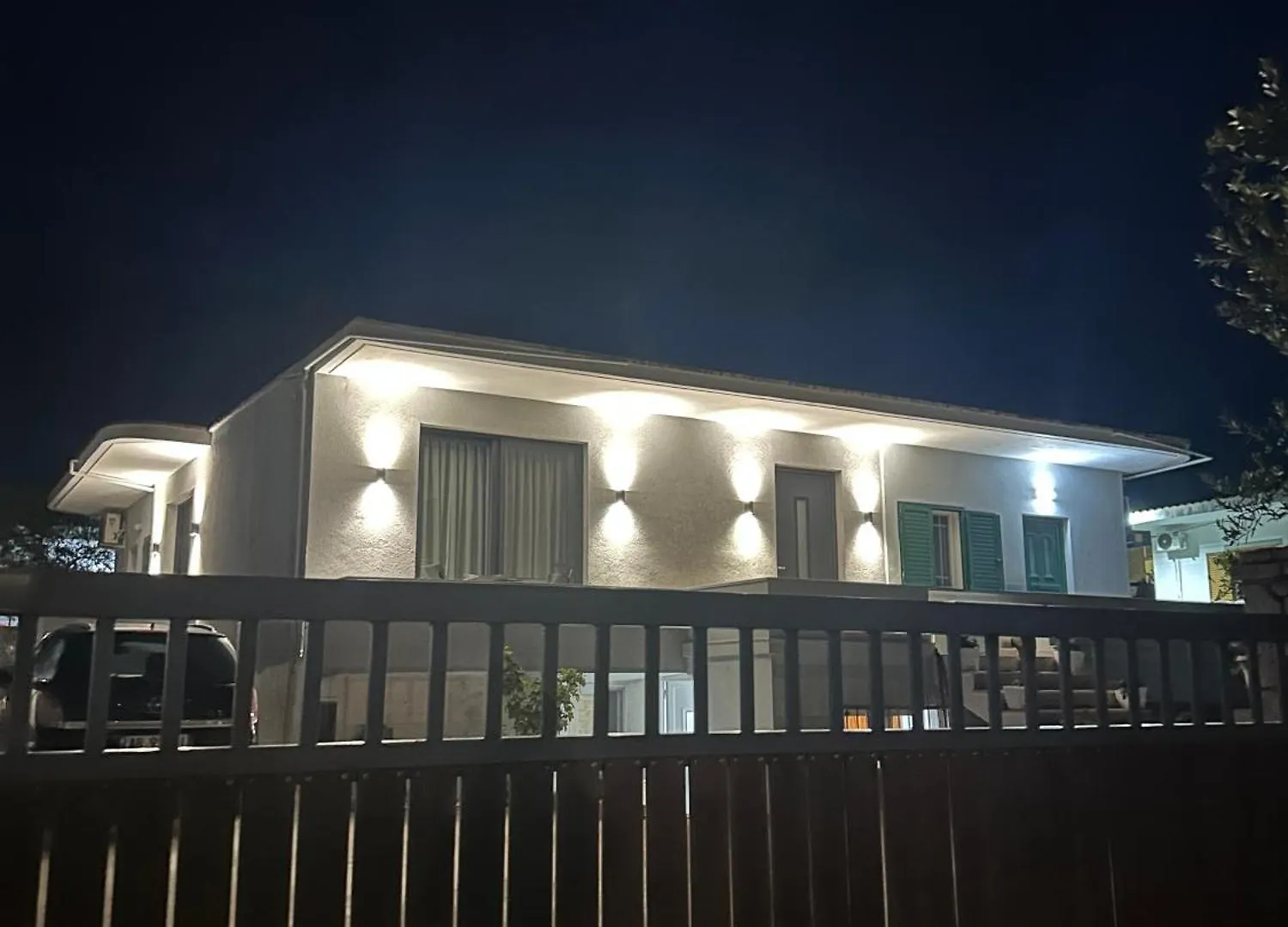 Apartments Vela Ksamil